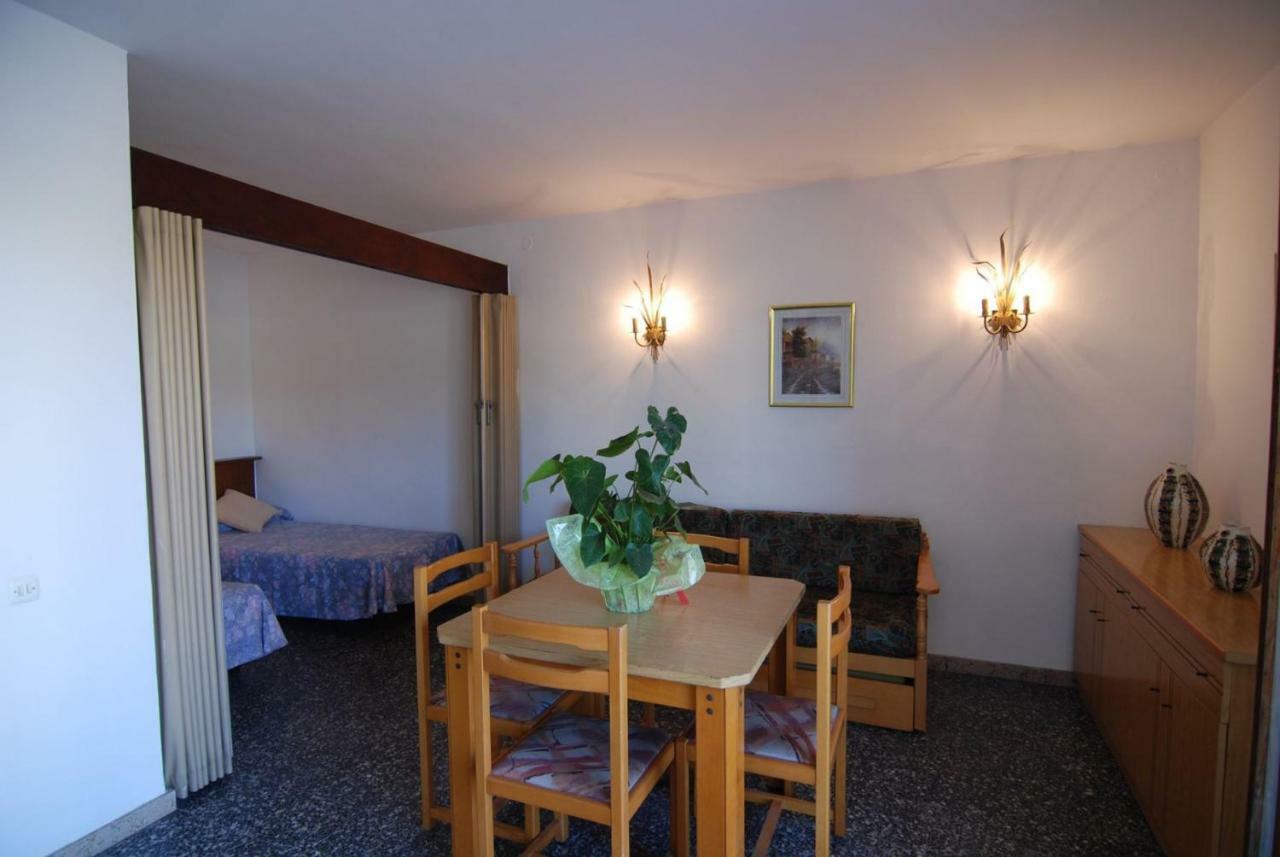 Aries Basic Apartment Salou Ngoại thất bức ảnh